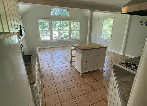 3449 HILDON CIR