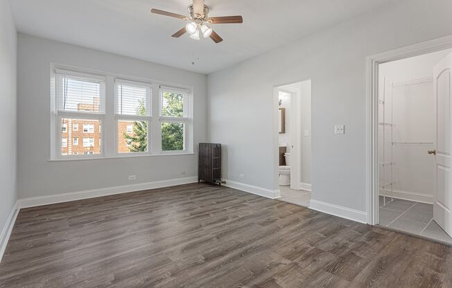 Studio, 1 bath, 375 sqft, $1,495, Unit 609