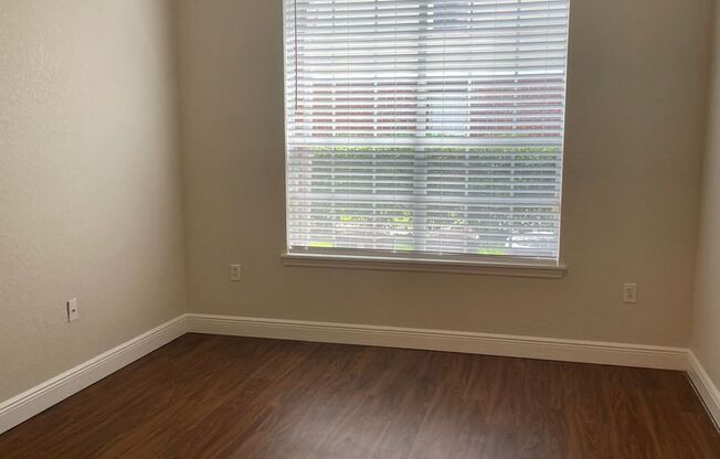 1 bed, 1 bath, $1,595