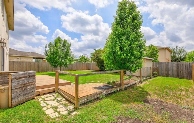 213 WOODLEY RD