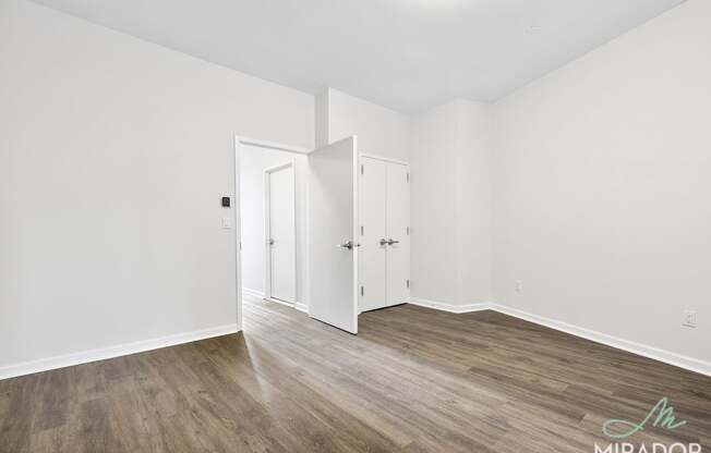 1 bed, 1 bath, $5,300, Unit 19B