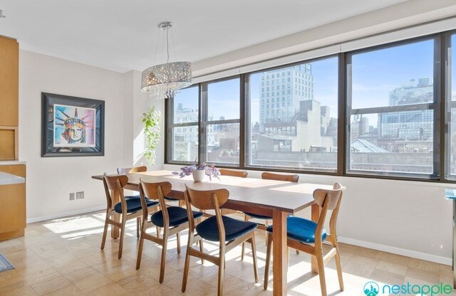 4 beds, 4 baths, 2,200 sqft, $12,000, Unit 1009