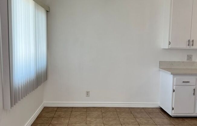 905 Edgewood Ops
