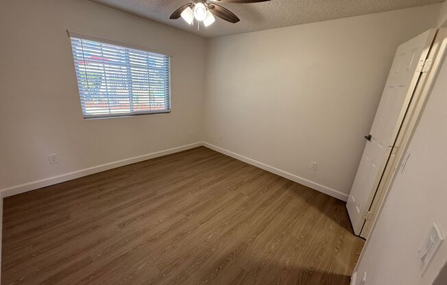 2 beds, 2 baths, $2,595, Unit A-18