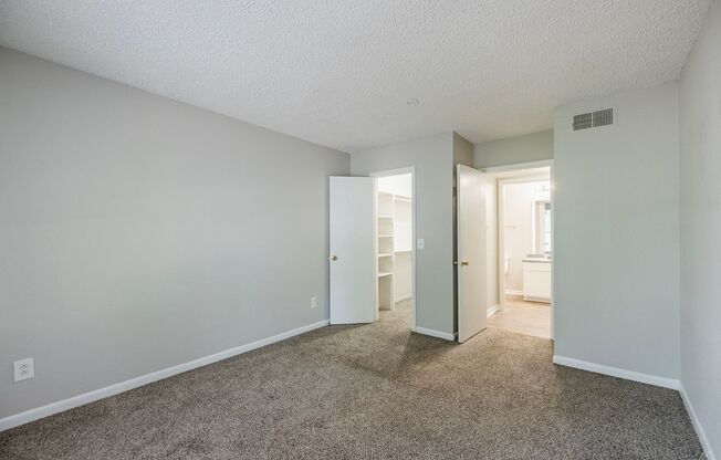 1 bed, 1 bath, 743 sqft, $895, Unit 2-09F