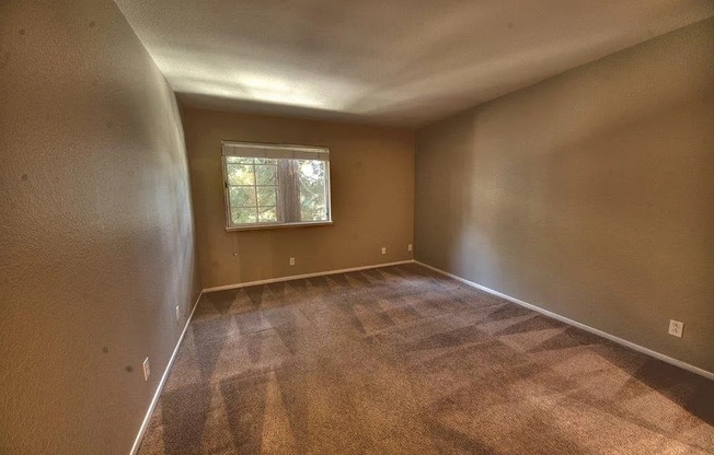 2771 SOMERSET PARK CIR