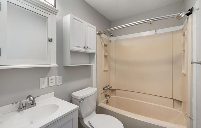 832-834 Windom Street