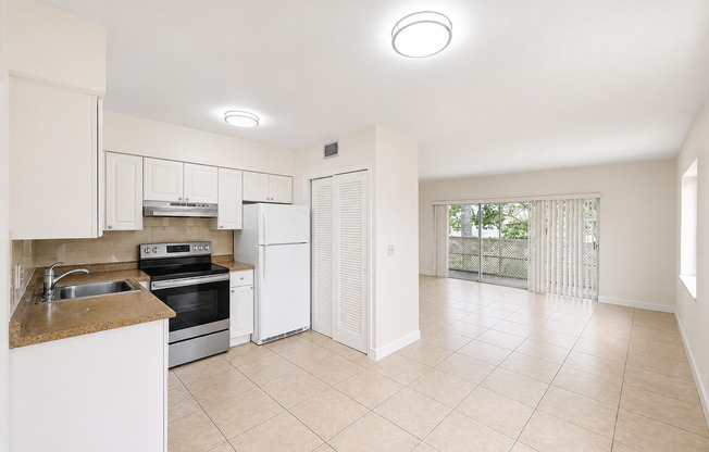 Santa Monica Apartments