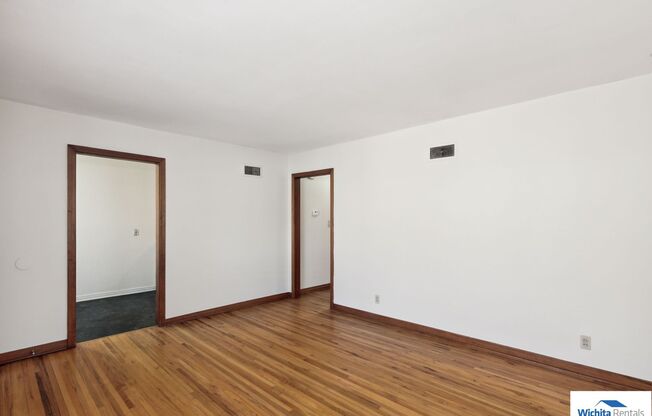 435 S. Oliver