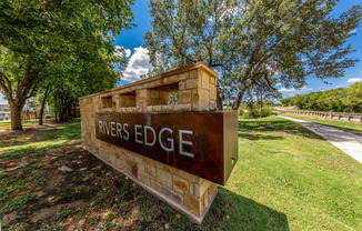 Rivers Edge Monument Sign