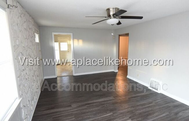 1501 N 22 ST