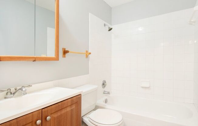 2 beds, 1 bath, 954 sqft, $1,380, Unit 206