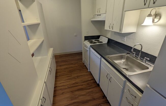 1 bed, 1 bath, 700 sqft, $1,295, Unit #26