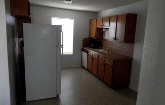 2 beds, 1 bath, 848 sqft, $725, Unit Unit A