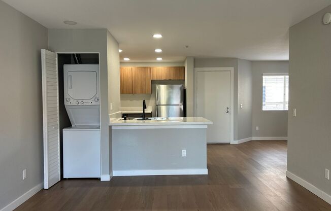 1 bed, 1 bath, 726 sqft, $2,765, Unit A-415