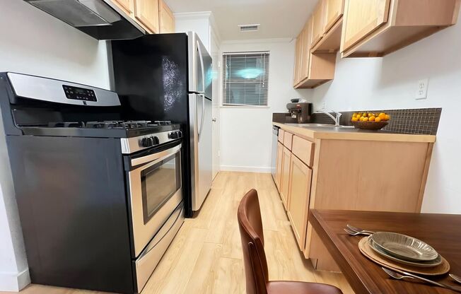 1 bed, 1 bath, 530 sqft, $1,299, Unit PPLB-204