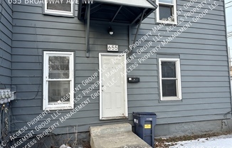 655 BROADWAY AVE NW