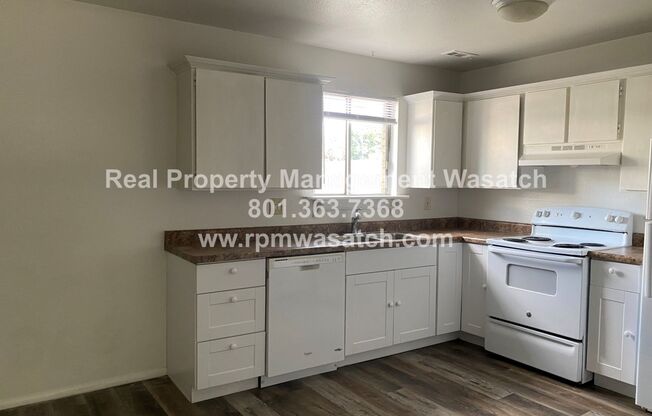 3 beds, 1.5 baths, $1,550