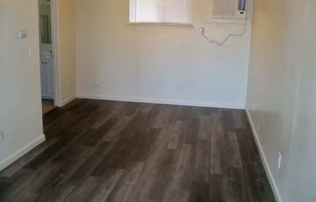 Royal Palm Apartments