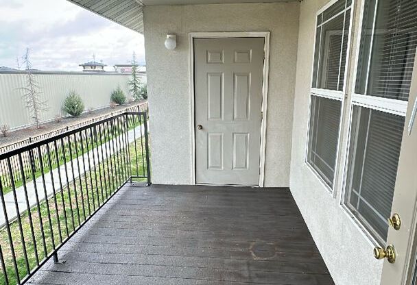 2 beds, 1 bath, 845 sqft, $1,350, Unit Sagecrest Bldg #4223