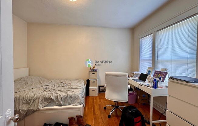 21 BERWICK RD