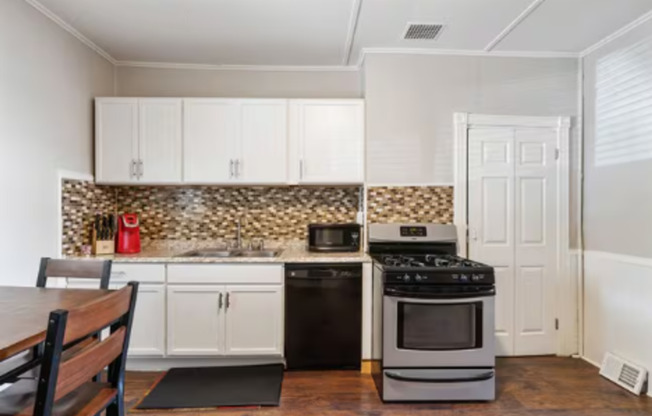 Newly Renovated 2 Bed, 1 Bath Home - Central Air & Heat; In-Unit Laundry - Available 07/01/25!