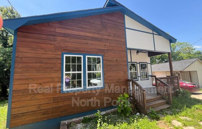 570 GRANT ST SW