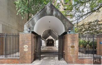 157 East 32nd St
