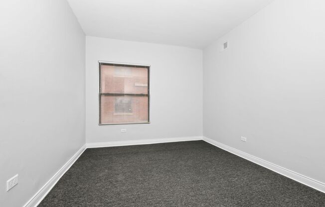 2 beds, 1 bath, 1,000 sqft, $1,495, Unit 4240 - 2W