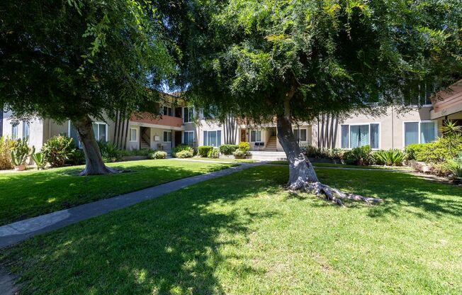 Welcome to Corbett Avenue Apartments