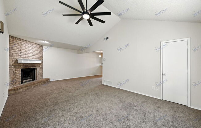512 GUERIN DR