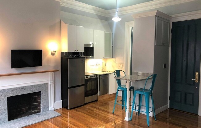 88 CHARLES ST