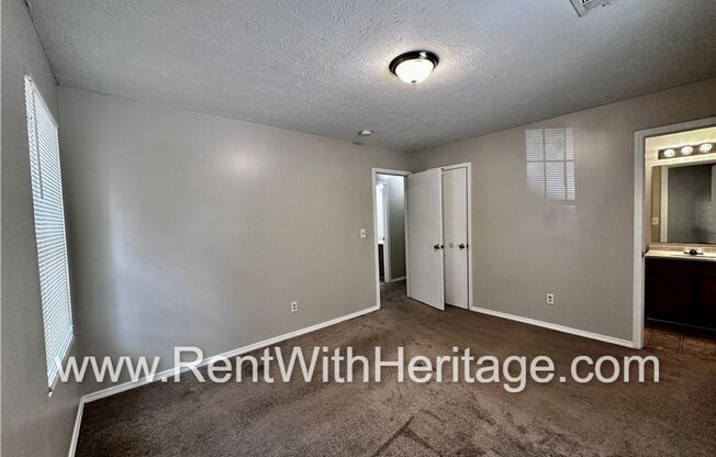 3 beds, 2 baths, $1,400