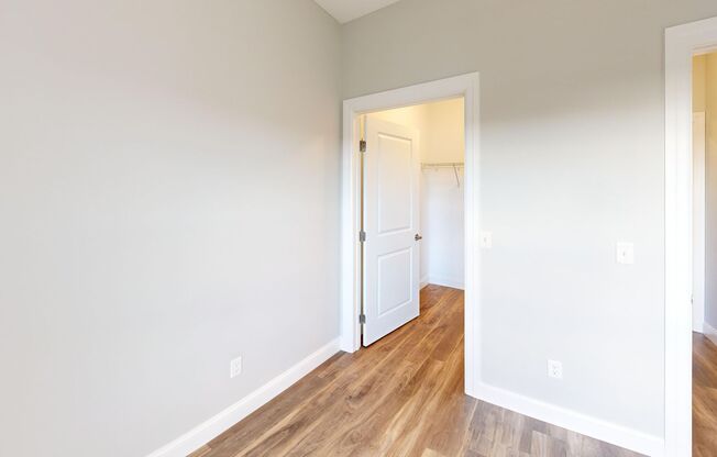 2 beds, 2 baths, 1,042 sqft, $2,795, Unit 1402