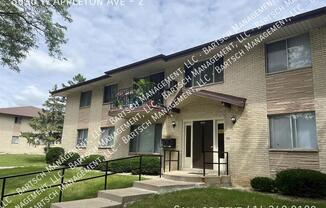 8636 W APPLETON AVE