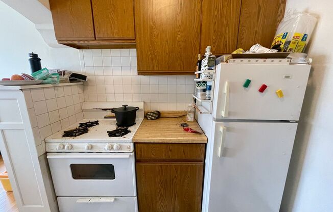 1 bed, 1 bath, $950, Unit 306