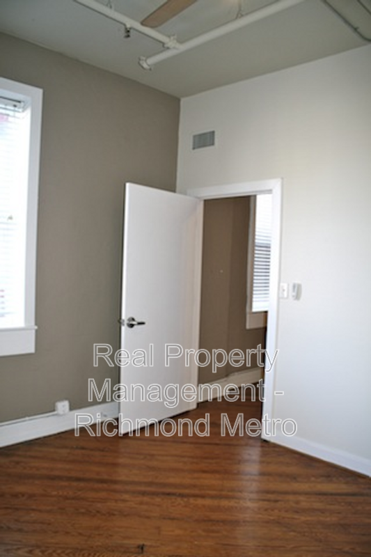 15 N 18 ST