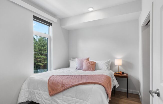 2 beds, 2 baths, 825 sqft, $1,475, Unit 110