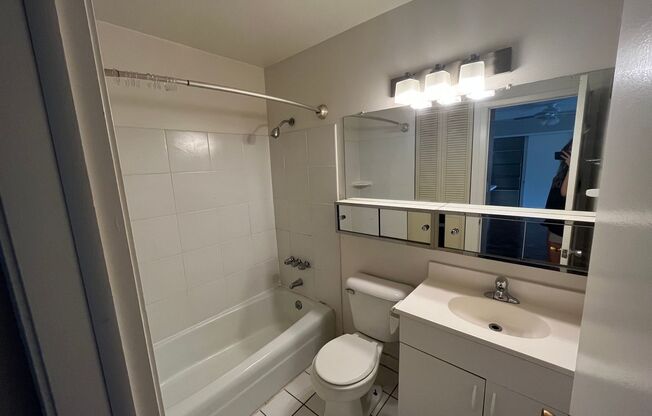1 bed, 1 bath, $1,095, Unit 317