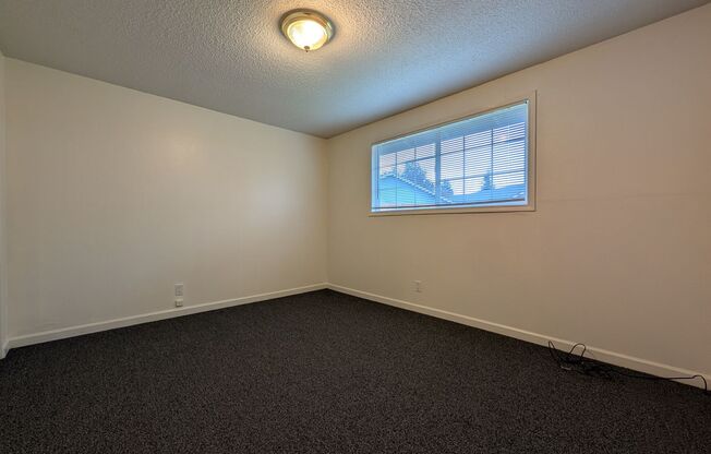 3 beds, 1 bath, $1,895