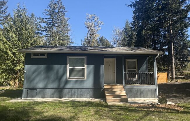 Remodeled 1BR Cottage on Private Wooded Lot