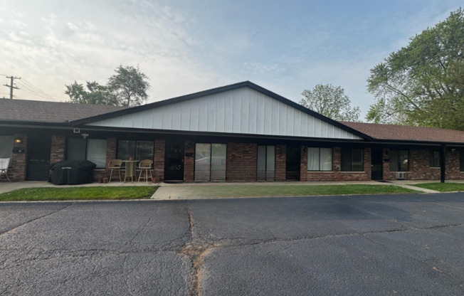 151 SOUTH LYON, LLC