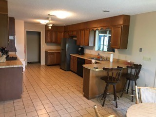 3 beds, 3 baths, $3,400