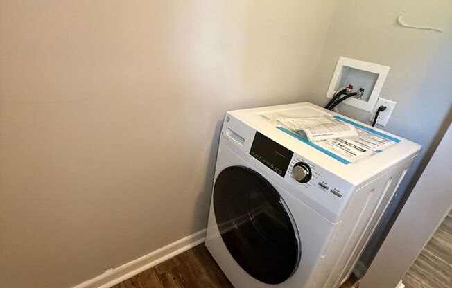 1 bed, 1 bath, $865, Unit LD4601