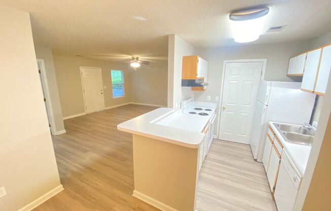 2 beds, 2 baths, 1,055 sqft, $1,200, Unit 5102