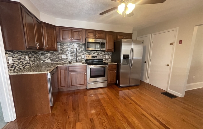 1 bed, 1 bath, 1,000 sqft, $2,400, Unit 1