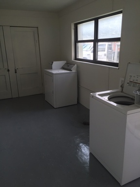 1 bed, 1 bath, 700 sqft, $600, Unit 126 E 13th Apt. 3