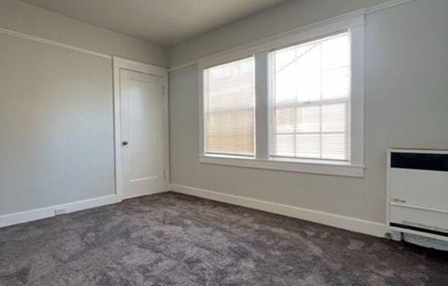 1 bed, 1 bath, $2,000