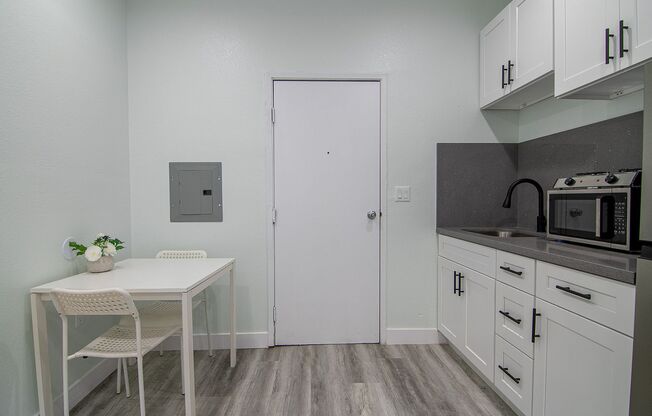 Studio, 1 bath, 141 sqft, $1,145.83, Unit 12