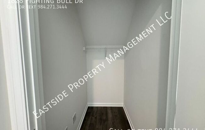 1828 FIGHTING BULL DR